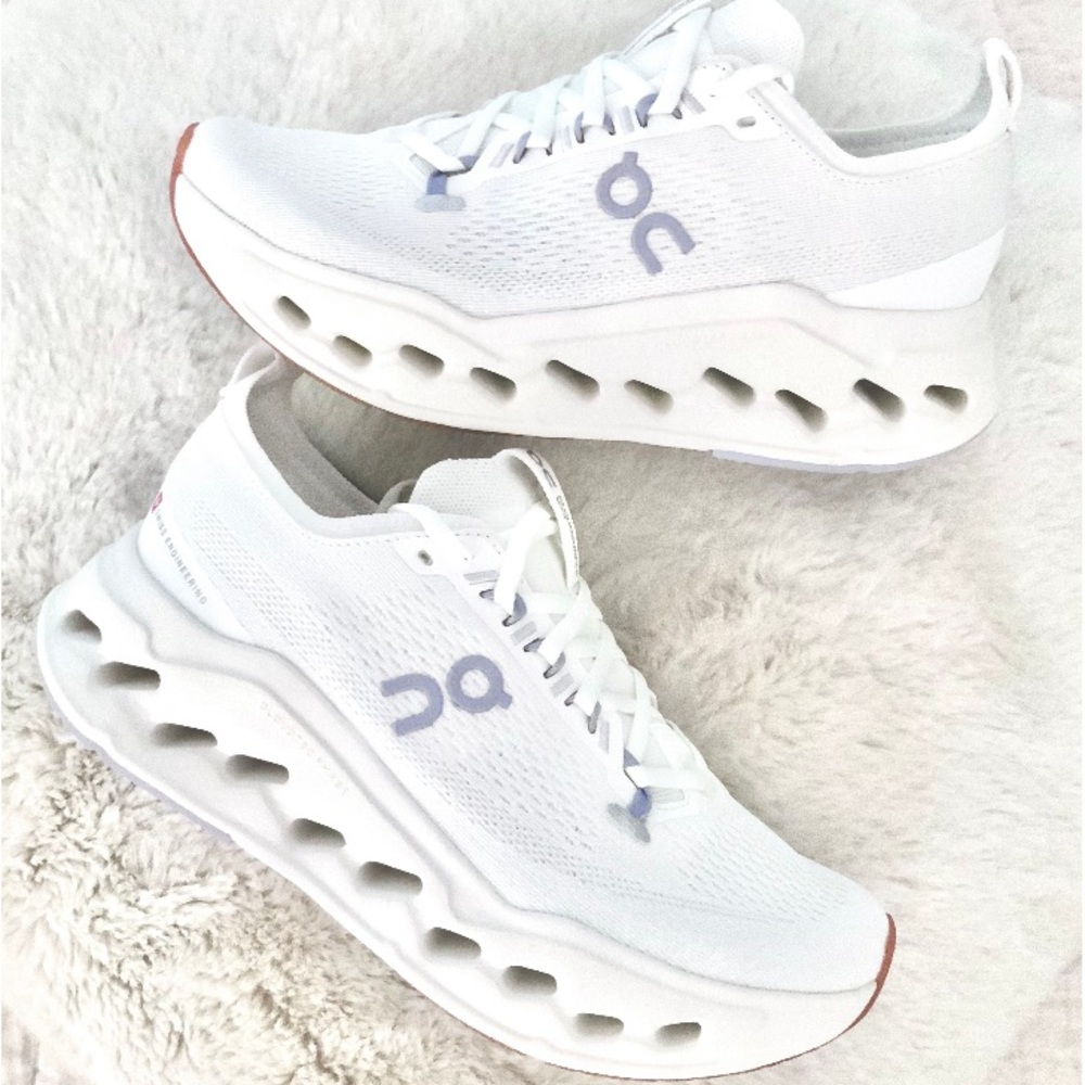On Running Women’s Cloudsurfer Max Running Shoes - Picture 4 of 4